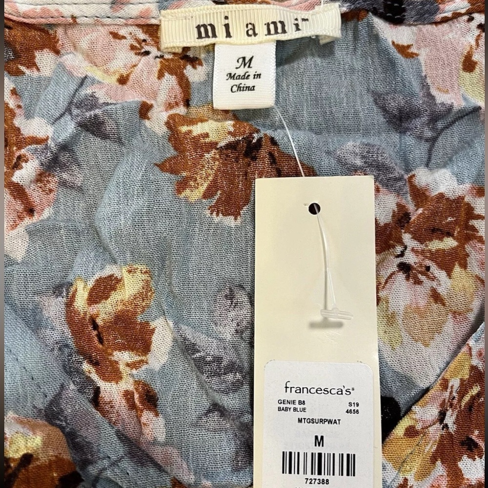 Francesca’s Blouse - Picture 3 of 7